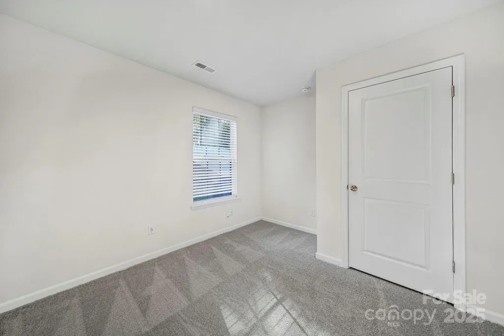 3120 Green Apple Drive Dallas NC 28034