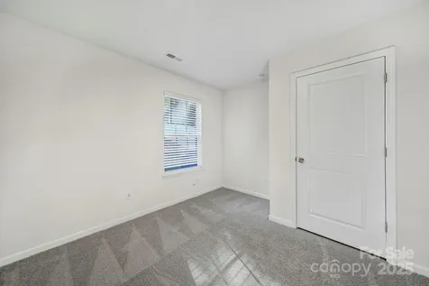 3120 Green Apple Drive Dallas NC 28034