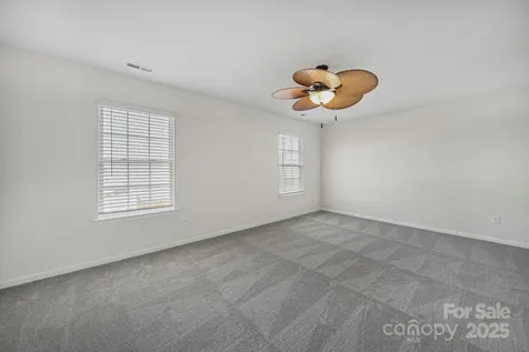 3120 Green Apple Drive Dallas NC 28034