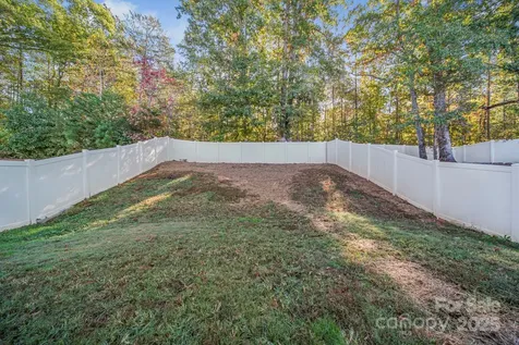 3120 Green Apple Drive Dallas NC 28034