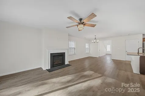 3120 Green Apple Drive Dallas NC 28034