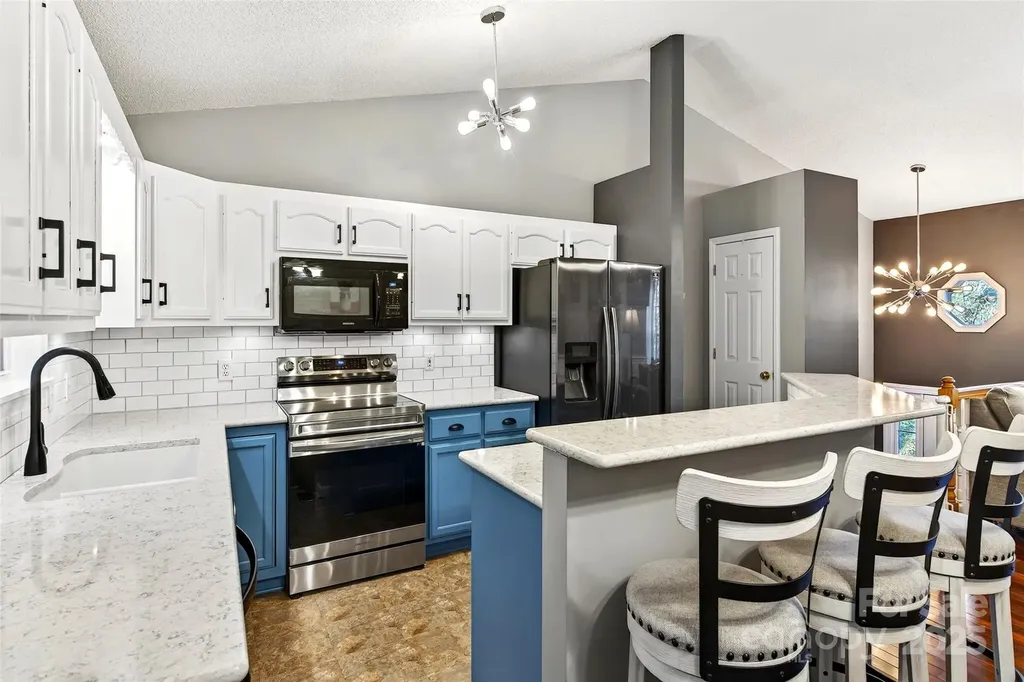 2691 Laurel Pointe Drive Morganton NC 28761
