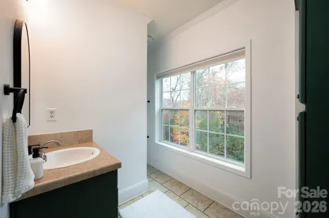 230 Graystone Drive Burnsville NC 28714