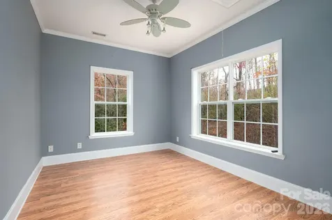 230 Graystone Drive Burnsville NC 28714