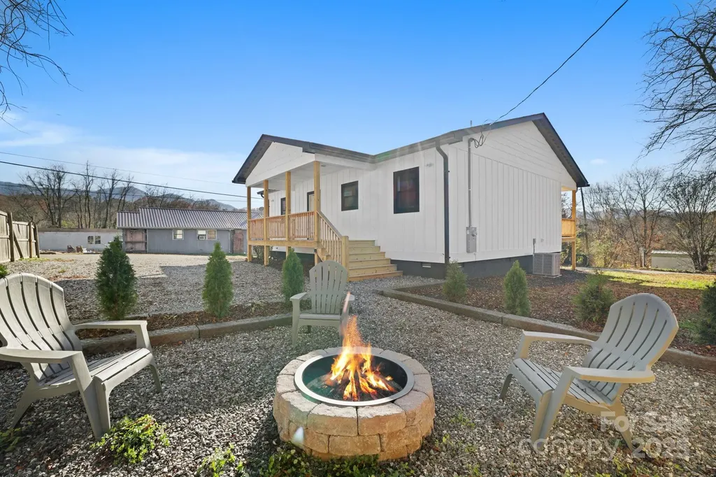 90 Park Street Bryson City NC 28713