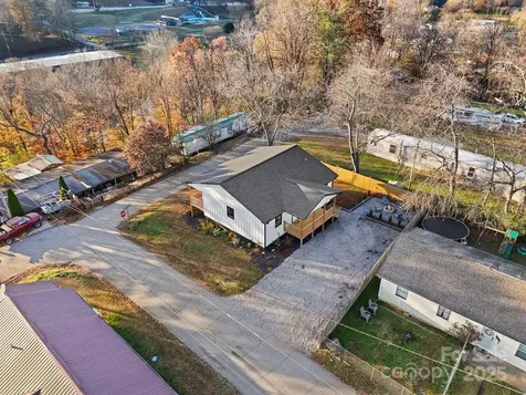 90 Park Street Bryson City NC 28713