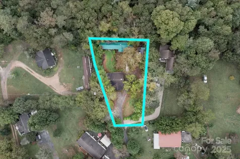132 Little Knob Road Asheville NC 28803
