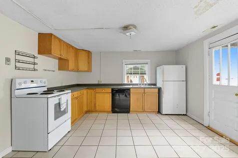 132 Little Knob Road Asheville NC 28803