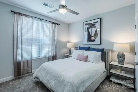 12509 Crown Park Court Charlotte NC 28273