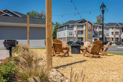 12509 Crown Park Court Charlotte NC 28273