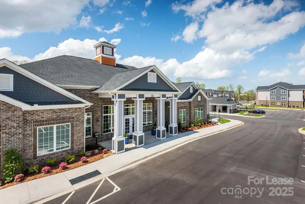 12509 Crown Park Court Charlotte NC 28273