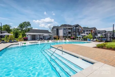 12509 Crown Park Court Charlotte NC 28273