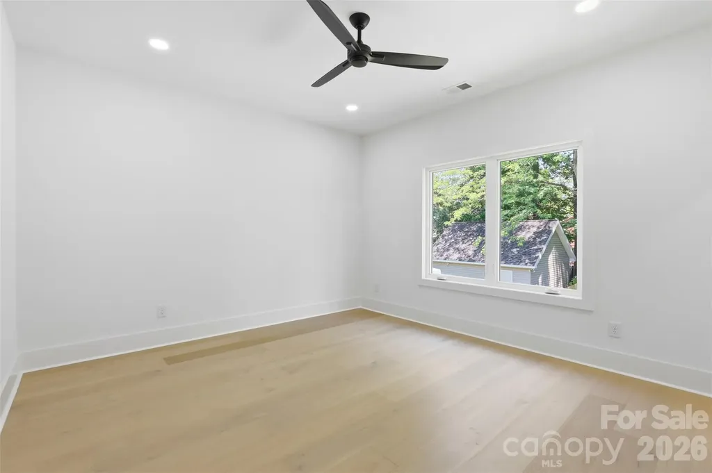 2649 Laburnum Avenue Charlotte NC 28205