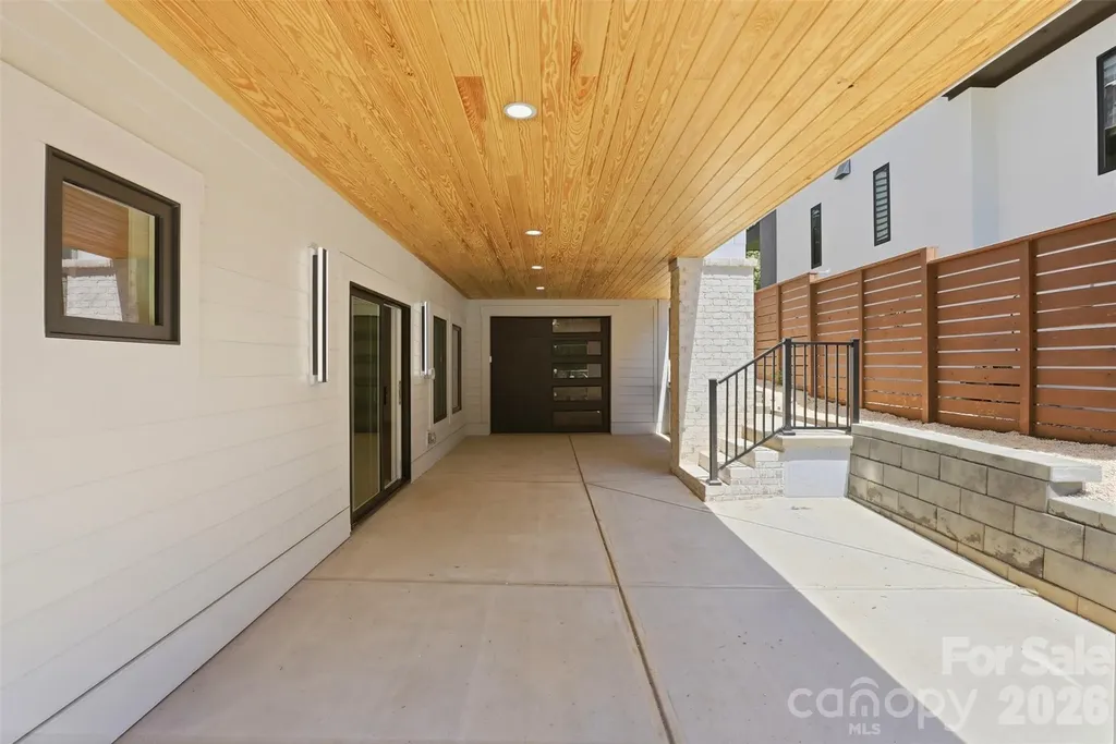 2649 Laburnum Avenue Charlotte NC 28205