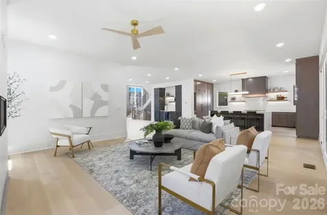 2649 Laburnum Avenue Charlotte NC 28205