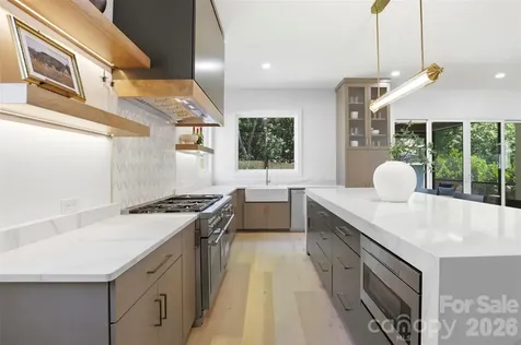 2649 Laburnum Avenue Charlotte NC 28205