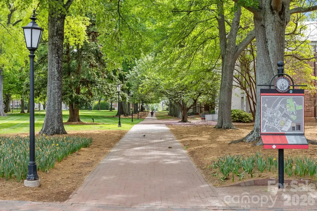 19020 Newburg Hill Road Davidson NC 28036