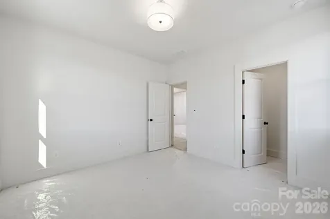 7245 Westrow Avenue Charlotte NC 28278