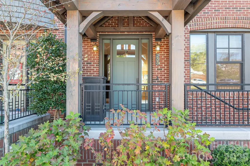 233 Broadway Street Asheville NC 28801