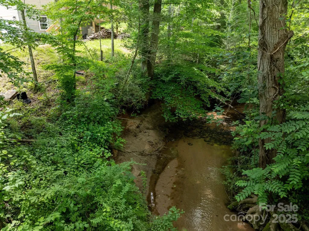 1036 Williamsburg Drive Lenoir NC 28645