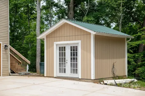 1036 Williamsburg Drive Lenoir NC 28645