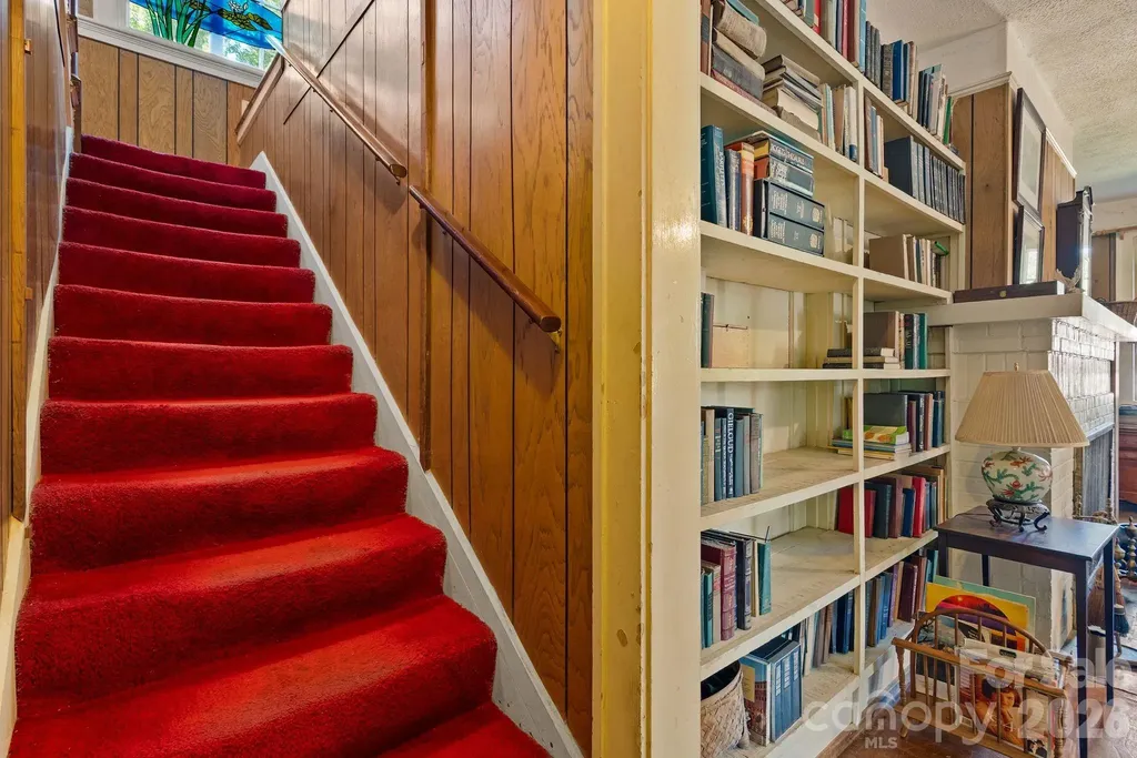 414 Beaucatcher Road Asheville NC 28805