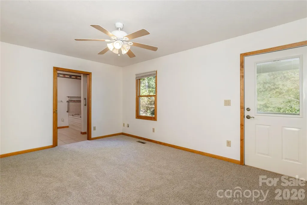 1510 Chestnut Gap Road Hendersonville NC 28792