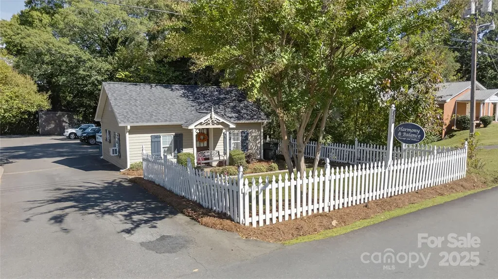 19428 Zion Avenue Cornelius NC 28031