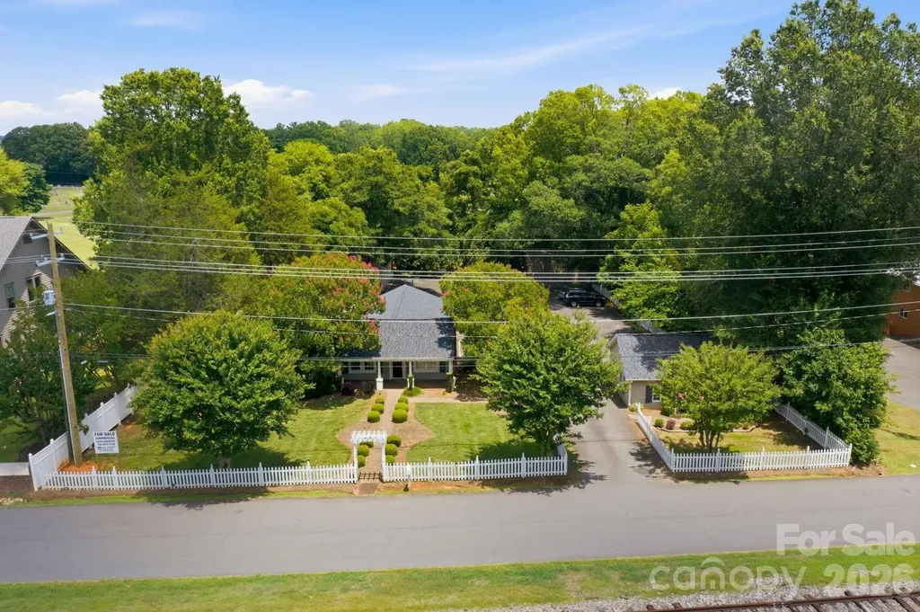 19428 Zion Avenue Cornelius NC 28031