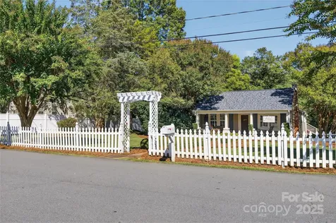 19428 Zion Avenue Cornelius NC 28031