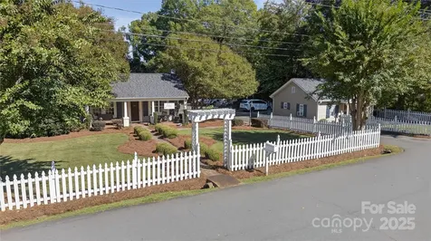 19428 Zion Avenue Cornelius NC 28031