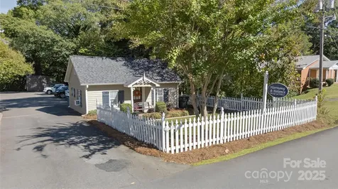 19428 Zion Avenue Cornelius NC 28031