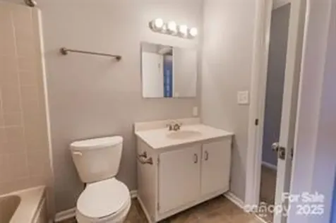 4814 Spring Lake Drive Charlotte NC 28212