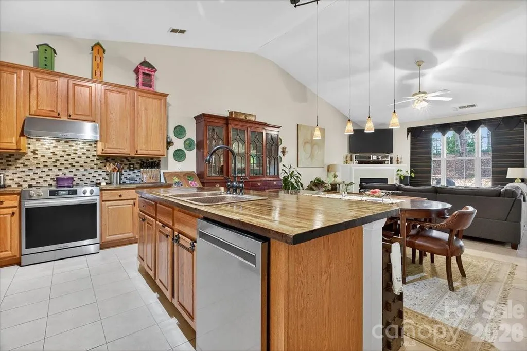 4412 Glenlea Commons Drive Charlotte NC 28216