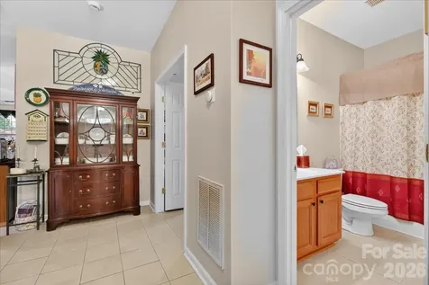 4412 Glenlea Commons Drive Charlotte NC 28216