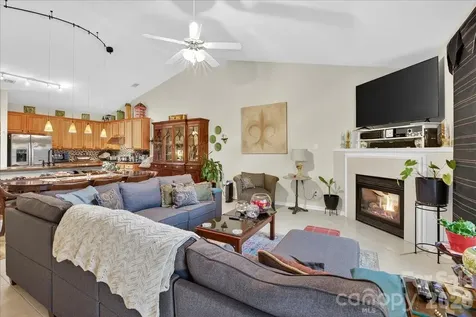 4412 Glenlea Commons Drive Charlotte NC 28216