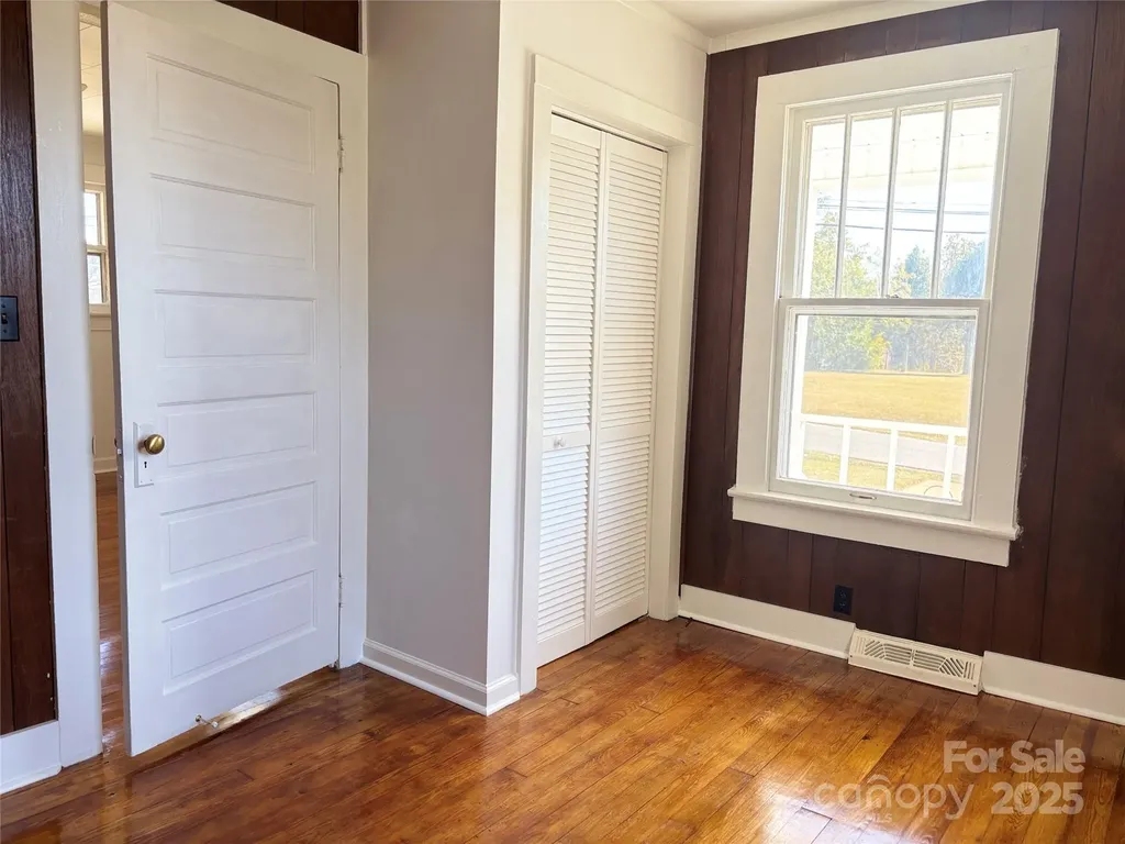 212 Kimball Street Kannapolis NC 28081