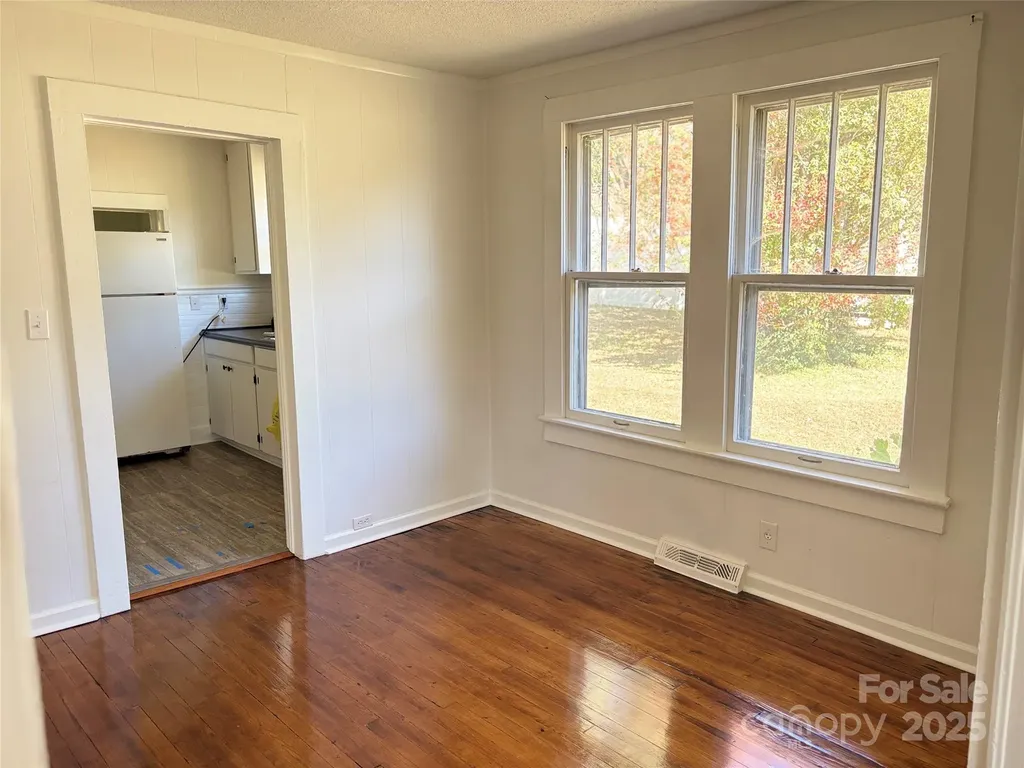 212 Kimball Street Kannapolis NC 28081
