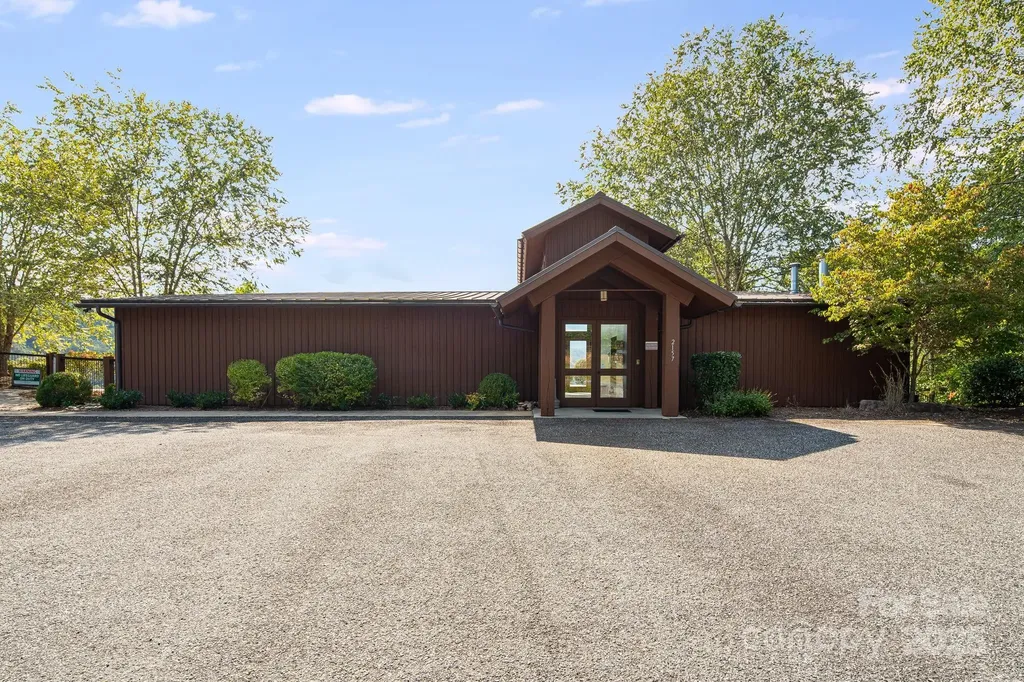 111 Wild Turkey Loop Marshall NC 28753
