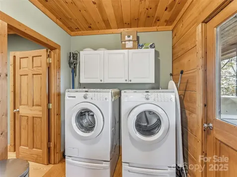 167 Mountain Vista Drive Saluda NC 28773