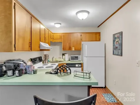 930 Scenic Circle Waynesville NC 28786