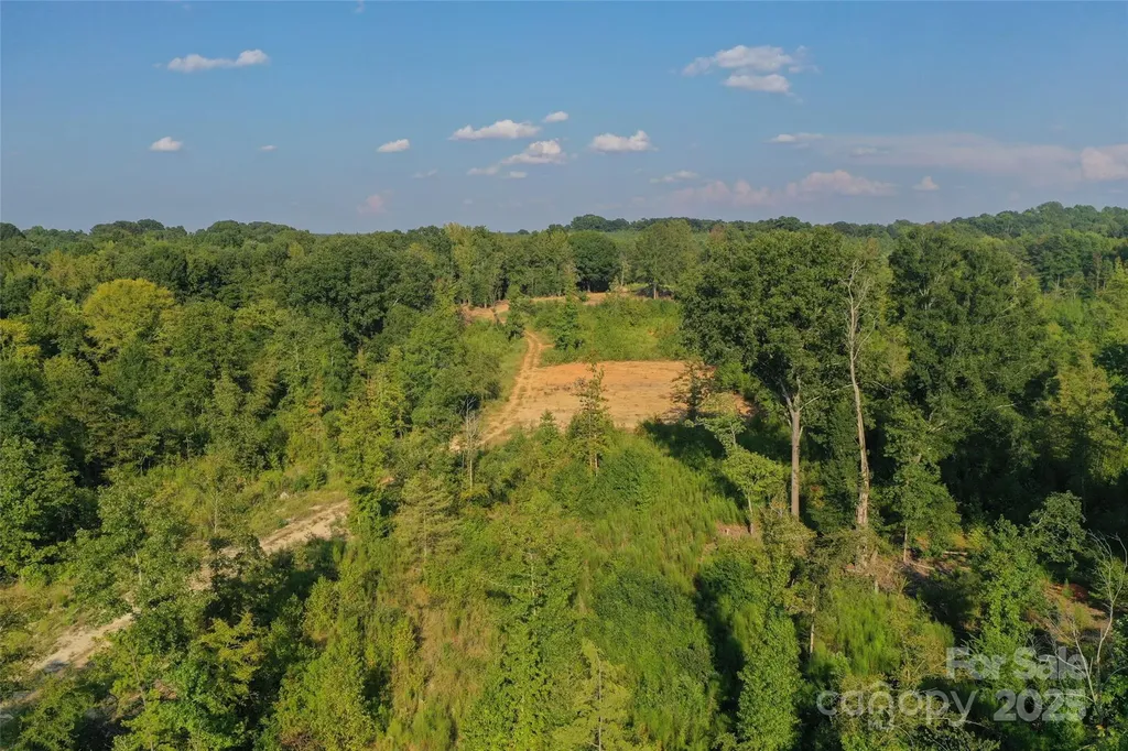 1012 S Oakshire Lane Waxhaw NC 28173
