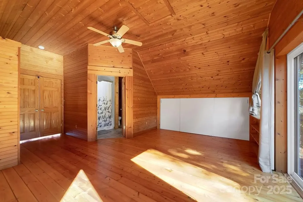 85 N Ridge Road Rosman NC 28772