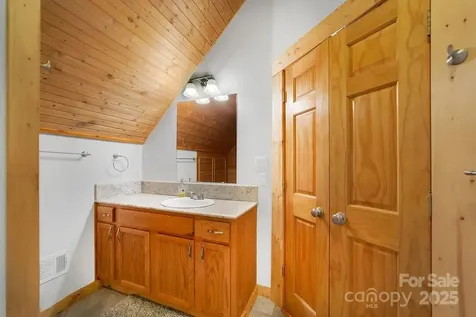 85 N Ridge Road Rosman NC 28772