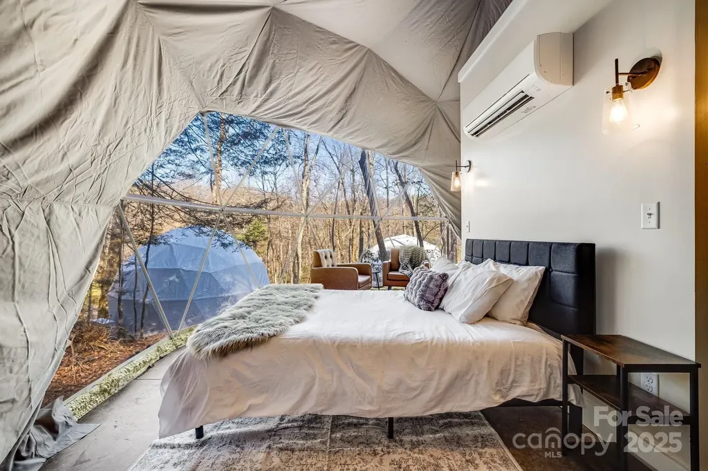 186 Meece Road Rosman NC 28772