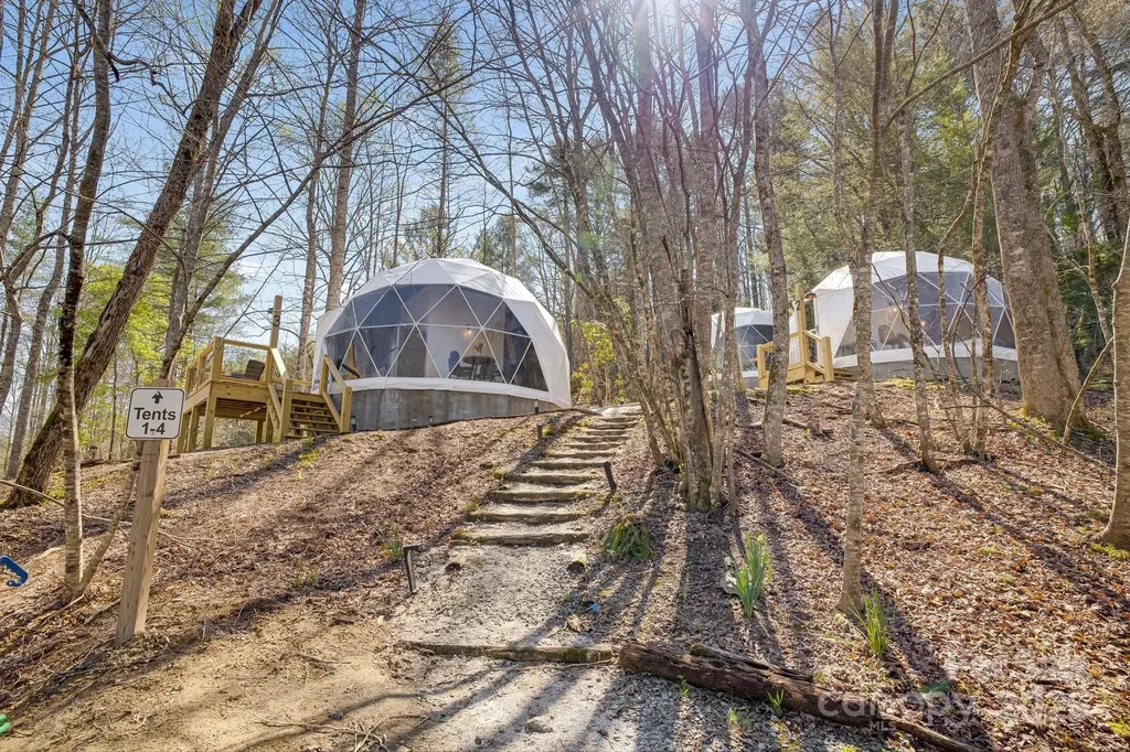 186 Meece Road Rosman NC 28772