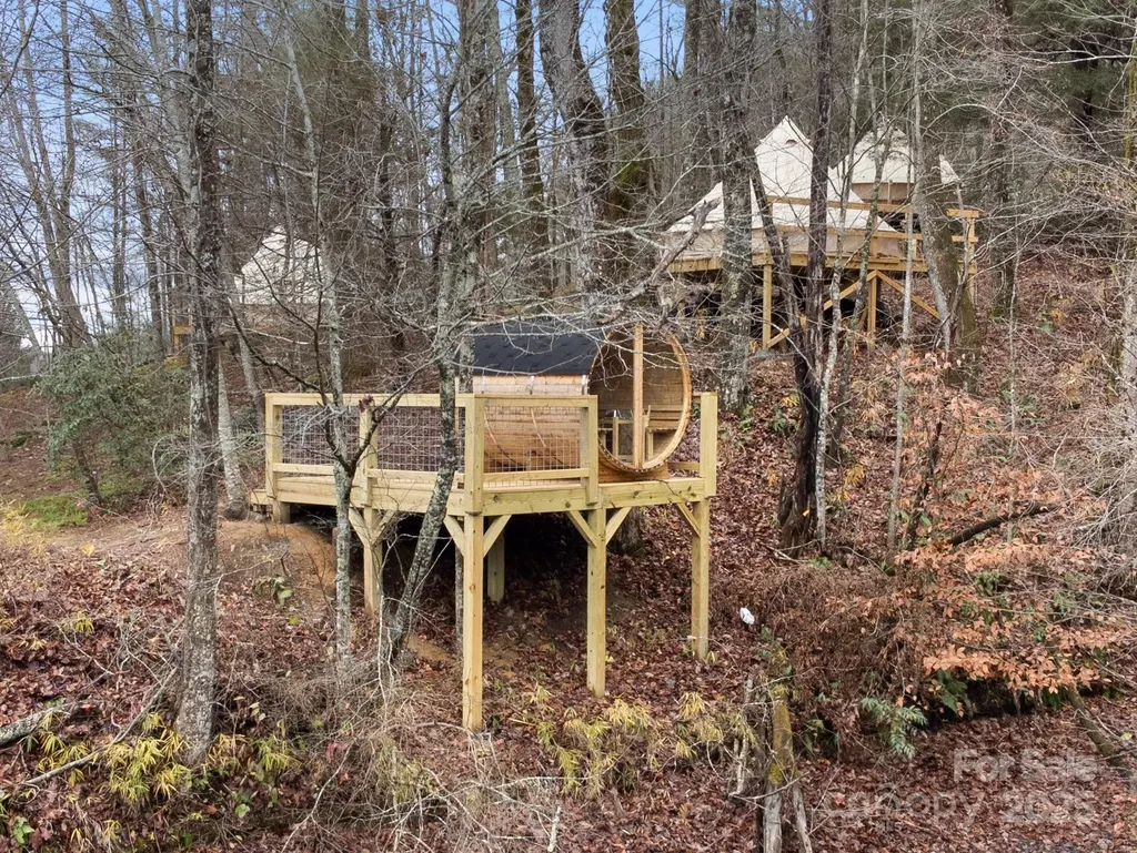 186 Meece Road Rosman NC 28772
