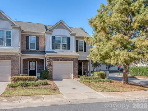 6236 Rockefeller Lane Charlotte NC 28210
