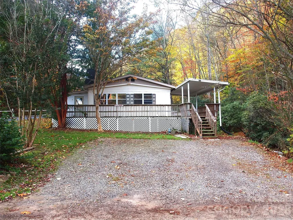 9 Smokey Cove Road Canton NC 28716