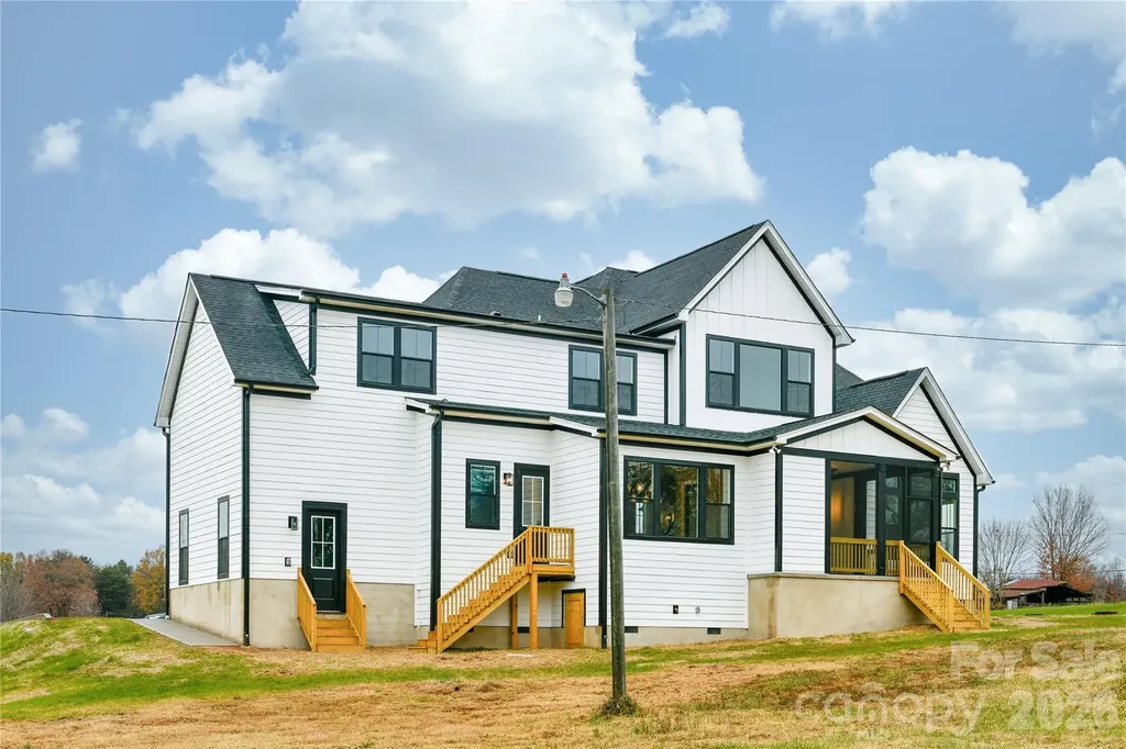 3874 Hickory Highway Statesville NC 28677
